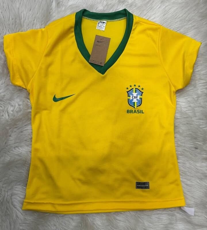 Camisa Feminina Seleção Brasileira Modelo Torcedor - Bordada